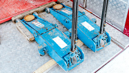 5tガレージジャッキ